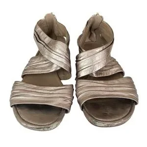 Ecco Shoes Ecco Bouillon Band Gold Strappy Sandals Womens Sz